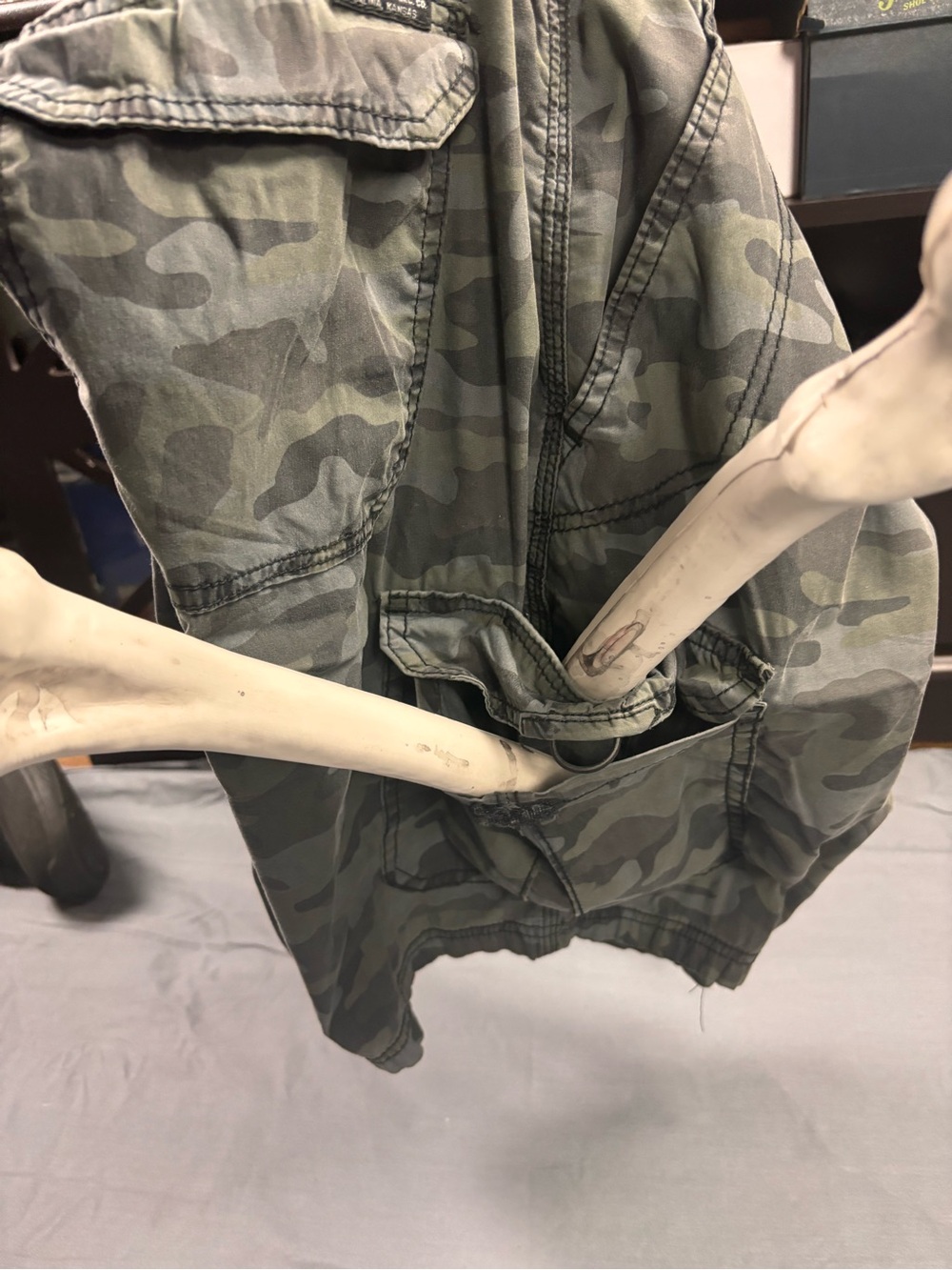 Lee Extreme Motion Camo Cargo Shorts Men’s Utility Shorts - Picture 10 of 16